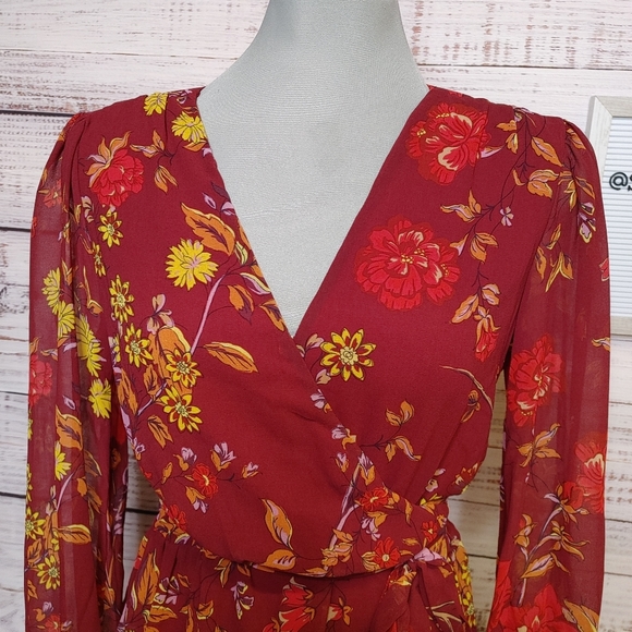 SOLD Willow & Clay wrap dress - Picture 2 of 13